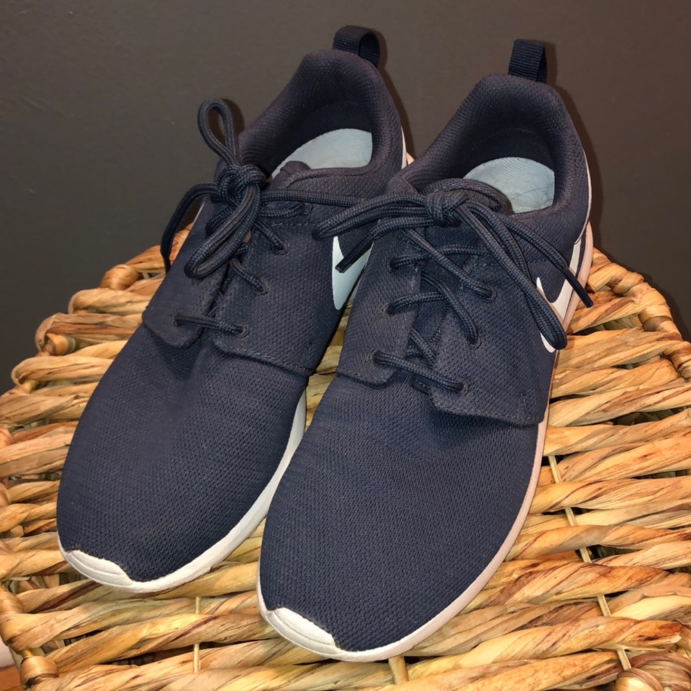 Nike Rosche Sneakers